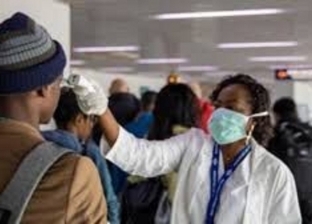 إصابة امرأة بـ21 طفرة من فيروس كورونا في جنوب إفريقيا.. «عندها الإيدز»