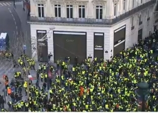 عاجل| الشرطة الفرنسية تعلن عدد المحتجين في شارع الشانزليزيه بباريس