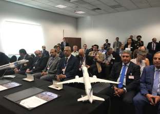 بالصور| صفقة بين "مصر للطيران" و"بومباردييه" لانضمام 24 طائرة CS300s