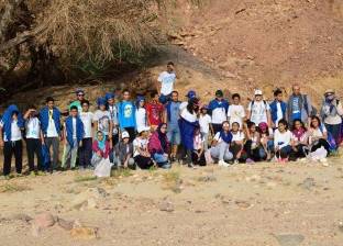 بالصور| معسكر تدريبي لمهارات البقاء بالصحراء لـ"أصدقاء محمية رأس محمد"