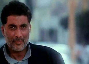«شعر» أحمد زكي يُثير أزمة مع المخرجين.. من محمد خان لخيري بشارة