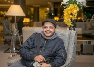 محمد هنيدي ساخرا من نفسه: أنا بطل العالم في قراءة أرقام وحروف السيارات