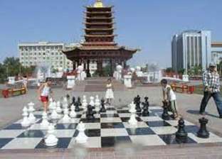 مدينة روسية تخصص منطقة كاملة للعبة الشطرنج.. تنافست عليها 120 دولة