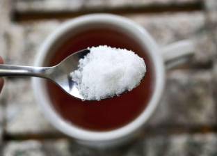 دراسة: احذروا إضافة السكر إلى القهوة والشاي!