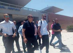 كريم بنزيما يصل إلى مطار الغردقة للترويج للسياحة المصرية