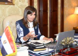 وزيرة الهجرة تطمئن على بعثة دار الكتب بالسودان: ولادنا بعيد عن الأحداث