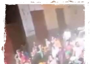 تجمعات ورقص أثناء نقل "عفش" عروس بشبين القناطر