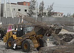 "جنوب الجيزة" يصادر مواد بناء في حملة إشغالات بالمنيب