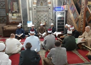 11 مسجدا بسوهاج تشارك بمجلس الصلاة على النبي وقراءة سورة الكهف