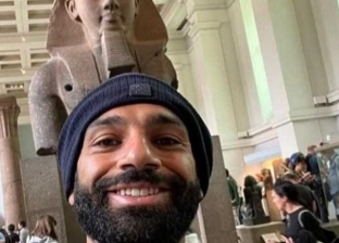 بعد سيلفي محمد صلاح.. ما قصة التمثال الفرعوني بالمتحف البريطاني؟