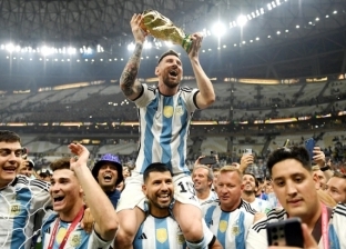 عاجل.. جماهير الأرجنتين تستقبل منتخب بلادها في المطار بعد الفوز بكأس العالم