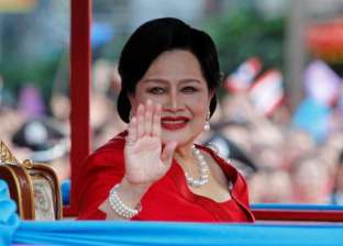 نقل الملكة الأم في تايلاند للمستشفى