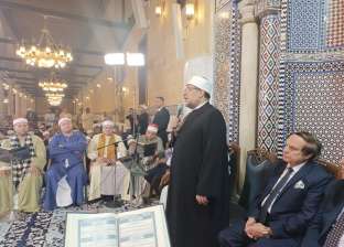 رئيس لجنة الفتوى الأسبق بالأزهر يعدد فضائل الصلاة على النبي