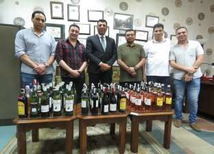 ضبط مشروبات كحولية غير خالصة الضرائب بالقاهرة الجديدة