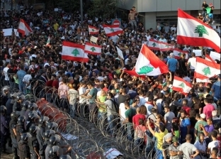 إصابة 40 من قوى الأمن الداخلي نتيجة اعتداءات المتظاهرين في لبنان