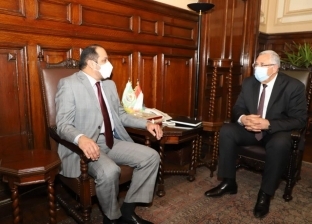 وزير الزراعة يبحث مع سفير الإمارات التعاون في الاستثمار والبحث العلمي