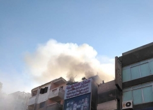 حريق في مول تجاري بالسويس يلتهم عددا من محلات الملابس