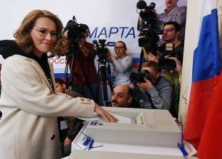 المرشحة عن حزب "المبادرة المدنية"تدلي بصوتها في الانتخابات الروسية