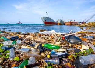 علماء يبتكرون مادة جديدة للتخلص من النفايات البلاستيكية