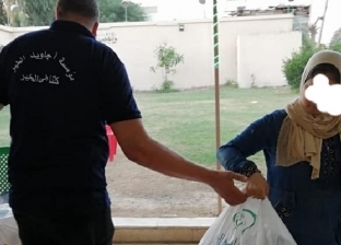 التضامن توزع وجبات جافة ومساعدات للأسر المتضررة من الأمطار بالإسكندرية