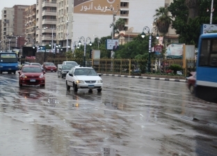 سوء الأحوال الجوية بالإسكندرية.. السبب نوة المكنسة أم منخفض الأرصاد؟