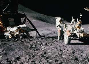 "ناسا" تطلق حملة لإعادة البشر لسطح القمر