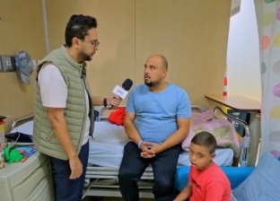 «محمود» طفل فلسطيني مصاب بمتلازمة داون يواجه عدوان «السرطان والاحتلال الإسرائيلي»