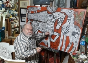 «توهج 80 عاما» يحتفي بالفنان عصمت داوستاشي بمركز الجزيرة للفنون
