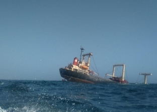 وفاة شخص ثان من طاقم سفينة تحمل 6000 بقرة بعد توقف محركها