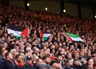 مشجعو ليفربول يرفعون لافتة في وجه محمد صلاح.. «كُتب عليها 5 كلمات»