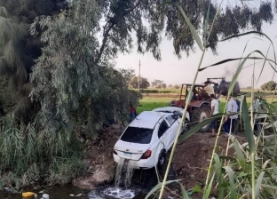 إصابة 3 أشخاص في انقلاب سيارة ملاكي بترعة البراجيل