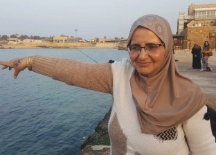 سيدة فلسطينية تقاوم الاحتلال بالقصص القصيرة والروايات: الكتابة سلاح