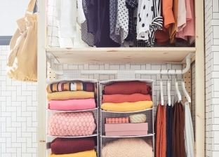 قبل بدء فصل الصيف.. تعرف على الطريقة الصحيحة لتخزين الملابس الشتوية