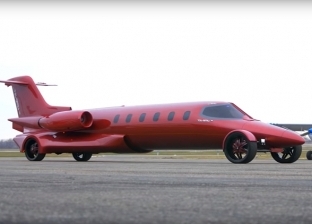 بالفيديو| تحويل طائرة إلى سيارة ليموزين فاخرة.. والسعر 5 ملايين دولار