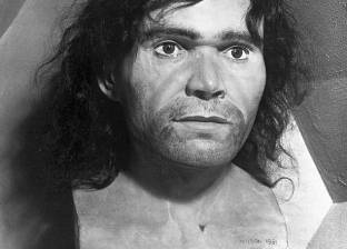 علماء يعيدون بناء وجه لرجل عاش منذ 28 ألف سنة
