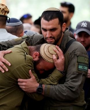بكاء جنود الاحتلال الإسرائيلي - أرشيفية