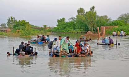 فيضانات باكستان تقتل 14 شخصا وتدمر 140 منزلا