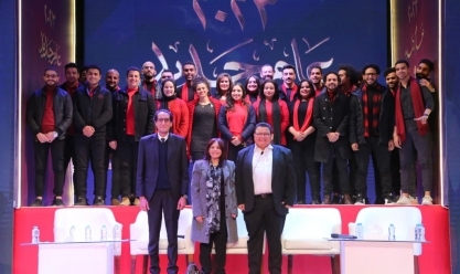 المخرج خالد جلال يفتتح عرض «حلمك علينا» بالمسرح العائم