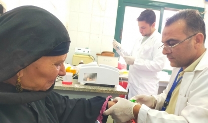 الكشف على 2000 مواطن في قافلة طبية ضمن مبادرة «حياة كريمة» بالشرقية