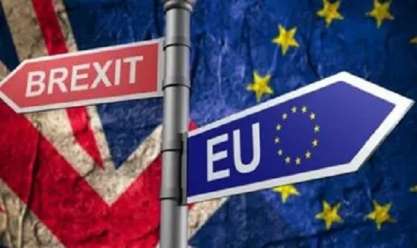 الجارديان: أغلبية البريطانيين يفضلون بناء علاقات أوثق مع الاتحاد الأوروبي