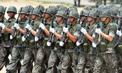جنود من جيش كوريا الشمالية يعبرون الحدود مع جارتهم الجنوبية.. ماذا حدث؟