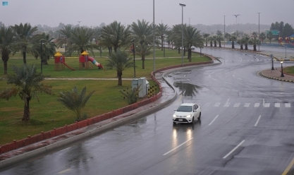 تحذيرات من أمطار غزيرة في السعودية.. ومكة تسجل أعلى درجة حرارة