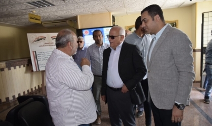 محافظ بورسعيد يتابع سير العمل في المراكز التكنولوجية لتلقي طلبات التصالح