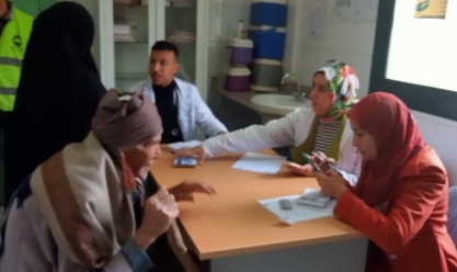 الكشف على 684 مواطنا في قافلة طبية لجامعة سوهاج بقرية أولاد نصير