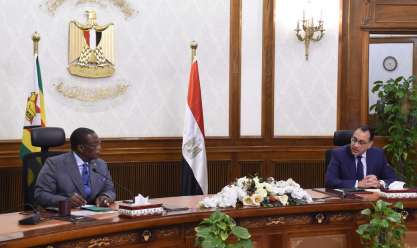 مدبولي يستقبل نائب رئيس زيمبابوي.. ويؤكد استعداد مصر للتعاون في التشييد والبناء