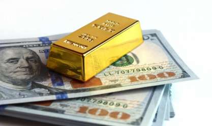 الأصفر يتراجع والأخضر مستقر.. تعرف على أسعار الذهب والدولار اليوم