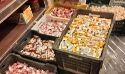 ضبط 8 آلاف قطعة حلوى غير صالحة للاستهلاك داخل 3 مصانع بالغربية