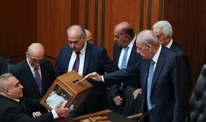 وفد الكونجرس الأمريكي يدعو أعضاء البرلمان اللبناني إلى سرعة انتخاب رئيس للبلاد