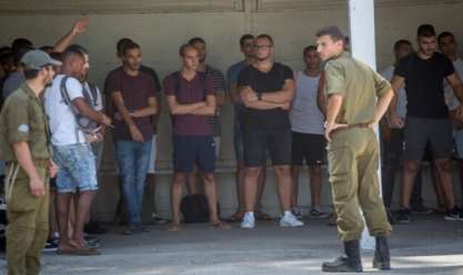مقتل جندي إسرائيلي وإصابة آخر في عملية طعن بالجليل.. واستشهاد المنفذ