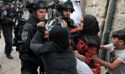 إصابة 6 فلسطينيين برصاص الاحتلال بمواجهات شرق قطاع غزة العرب